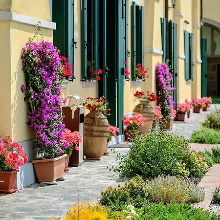 Millefiori La Corte Delle Rose Farm stay