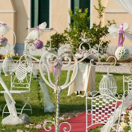 مزرعة للإقامة Millefiori La Corte Delle Rose روفيغو